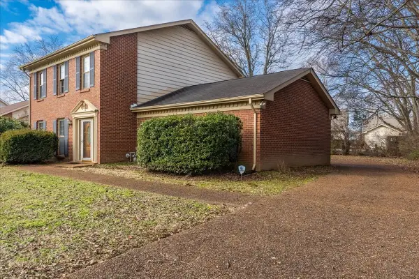 7500 Old Harding Pike, Nashville, TN 37221