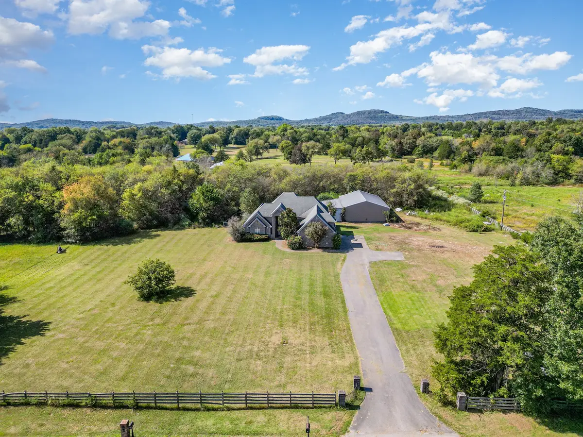7173 Rhodes Ln, Lascassas, TN 37085 - Image #1