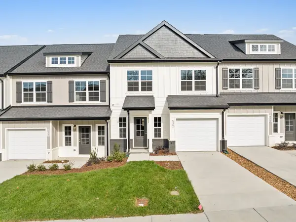 672 Tulip Springs Ct, Hermitage, TN 37076