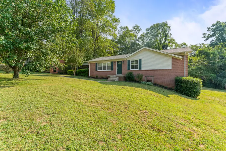 204 Cheyenne Trl, Columbia, TN 38401 - Image #2