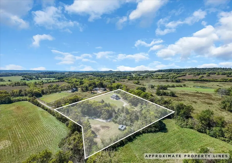 131 Butterfly Ln, Bell Buckle, TN 37020 - Image #2