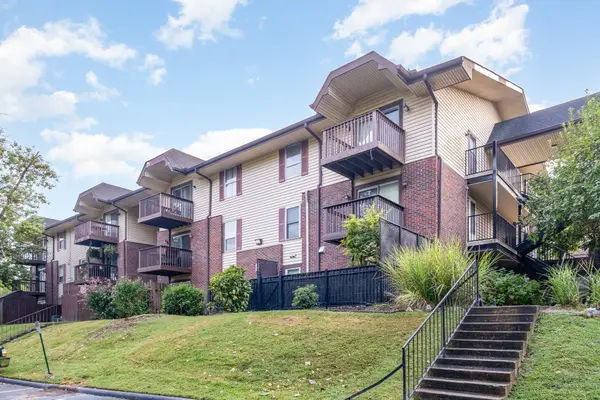 500 Paragon Mills Rd #N1, Nashville, TN 37211