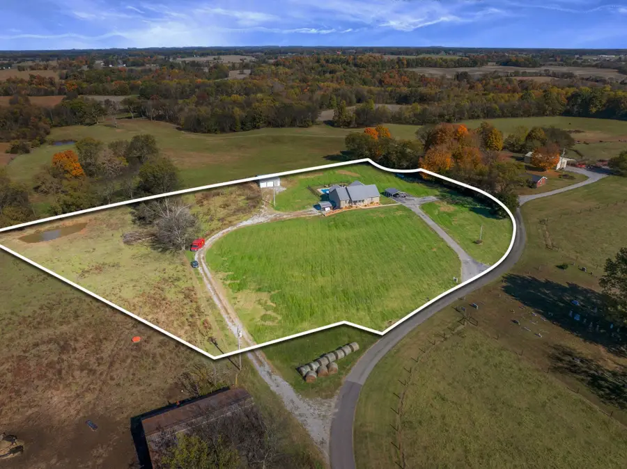 5440 Eugene Kennedy Ln, Cedar Hill, TN 37032 - Image #2