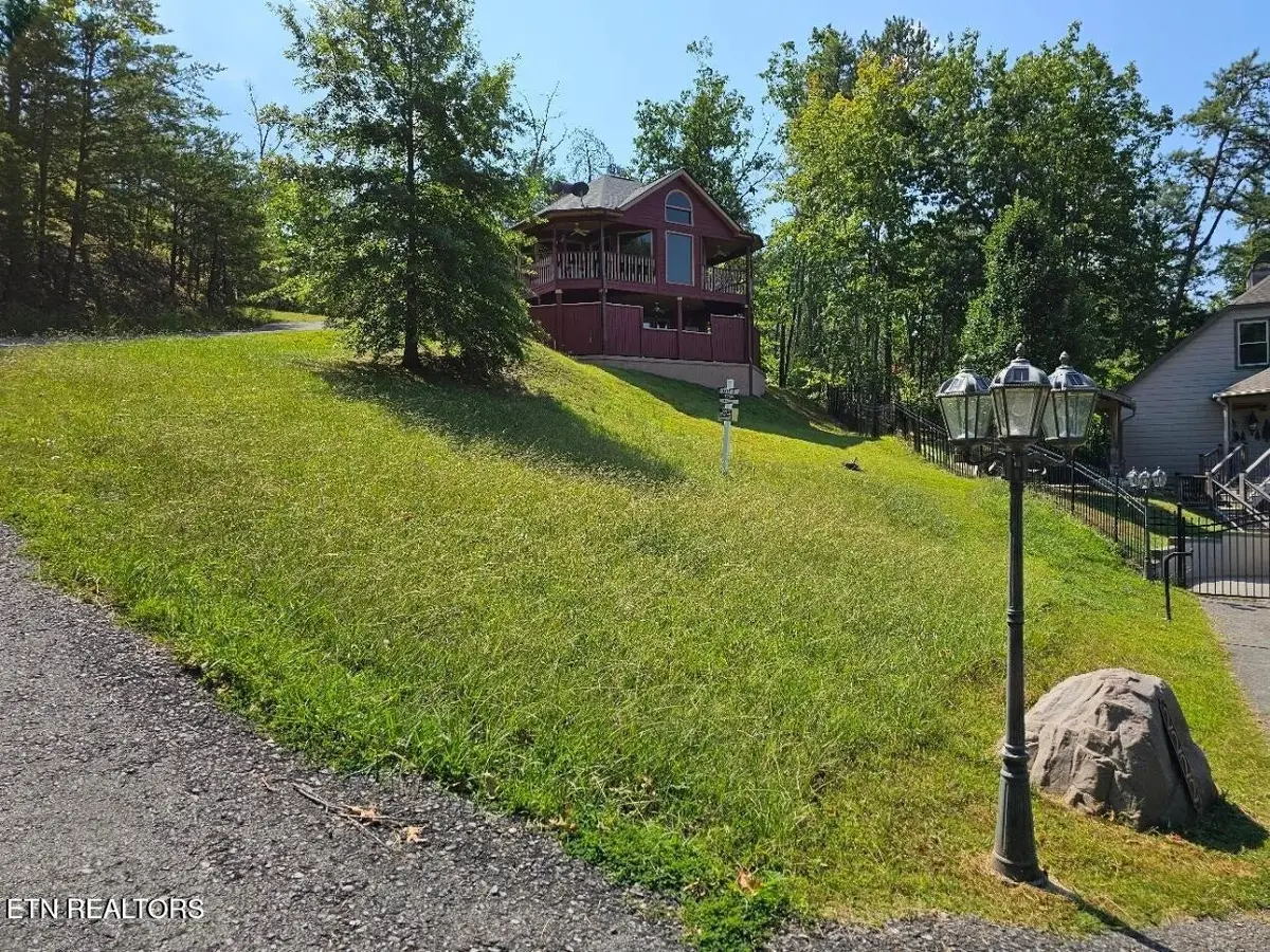 2 Village Circle, Sevierville, TN 37862 - Image #1