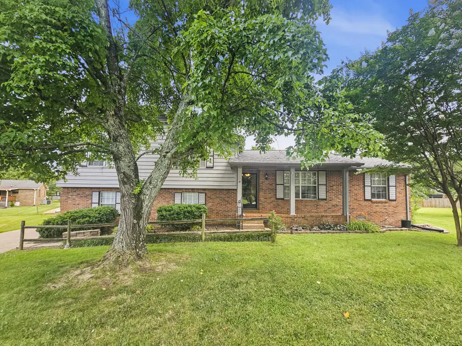 108 Islandia Ct E, Nashville, TN 37217 - Image #2