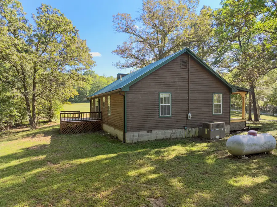 448 Pauline Rd, Holladay, TN 38341 - Image #3