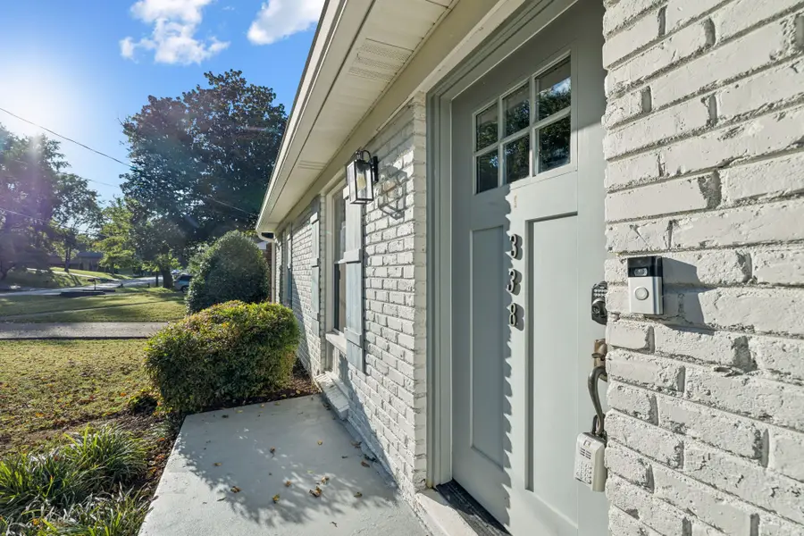 338 Lynn Dr, Nashville, TN 37211 - Image #2