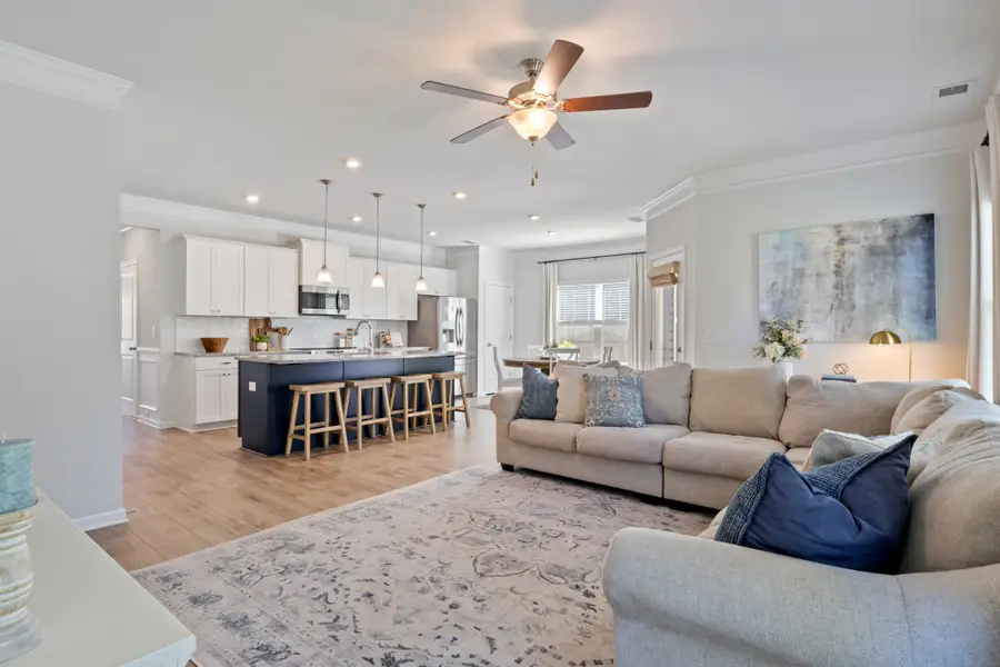 202 Hanson Ln, Columbia, TN 38401 - Image #2