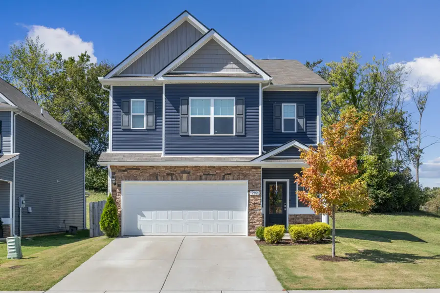 202 Hanson Ln, Columbia, TN 38401 - Image #3