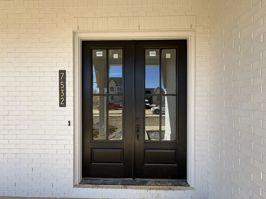 7532 Sutcliff Drive, College Grove, TN 37046 - Image #2