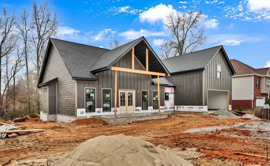 254 Bellshire Dr, Clarksville, TN 37043 - Image #2