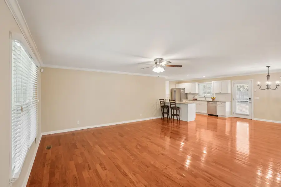 102 Sundown Dr, Smyrna, TN 37167 - Image #2