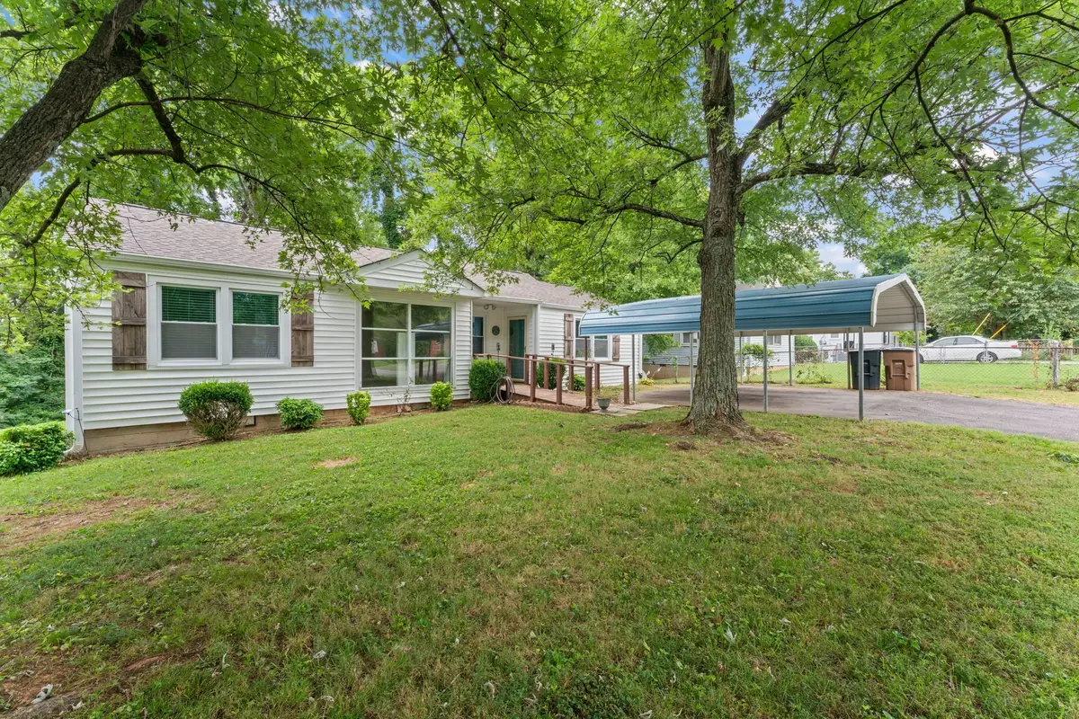 726 Cameo Dr, Nashville, TN 37211 - Image #1