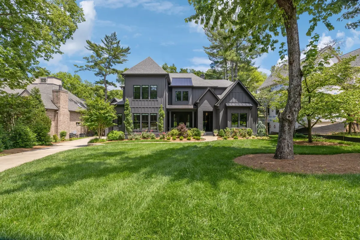 3920 Dorcas Dr, Nashville, TN 37215 - Image #1