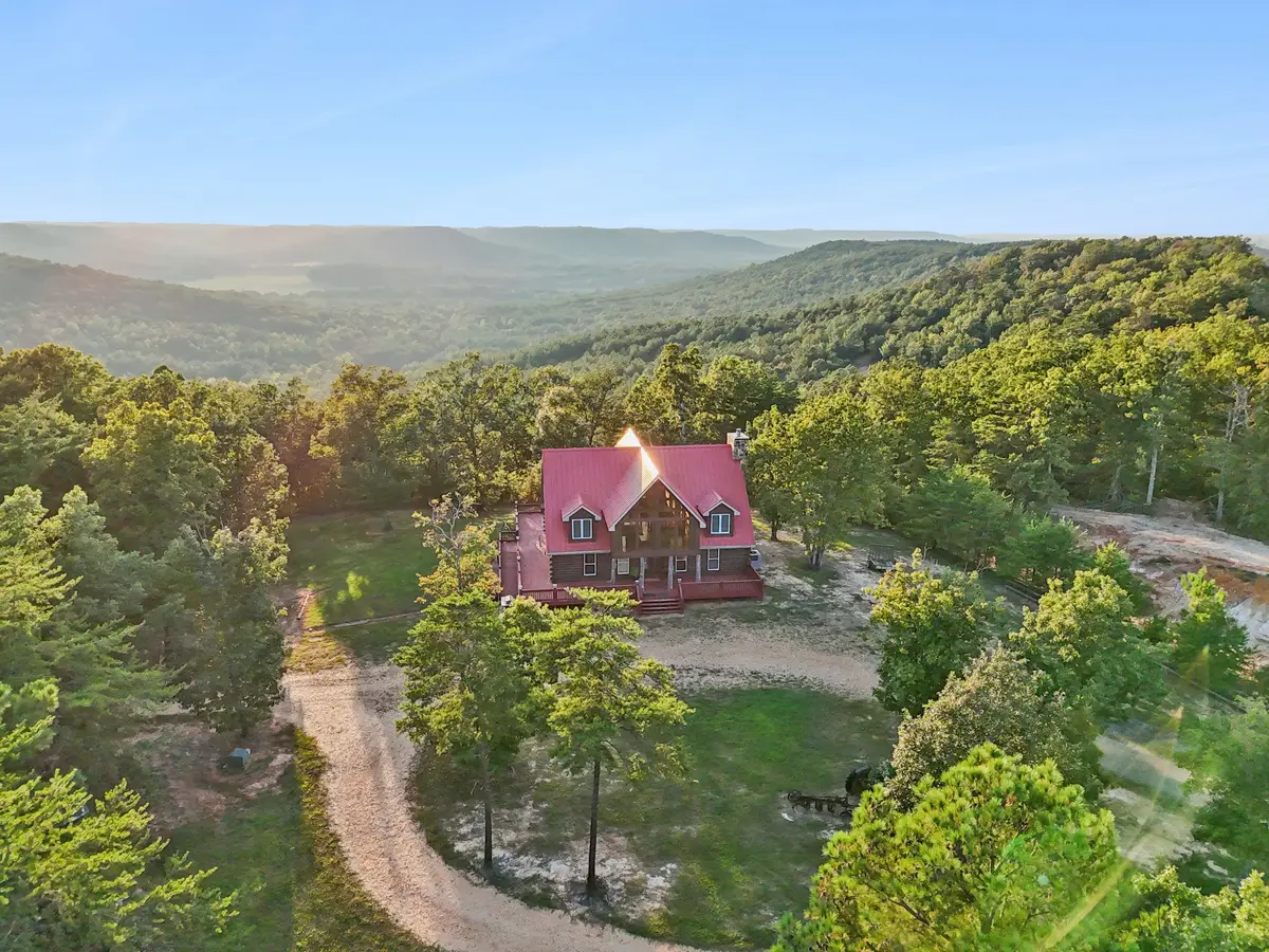 589 Hester Porter Rd, Tuscumbia, AL 35674 - Image #1