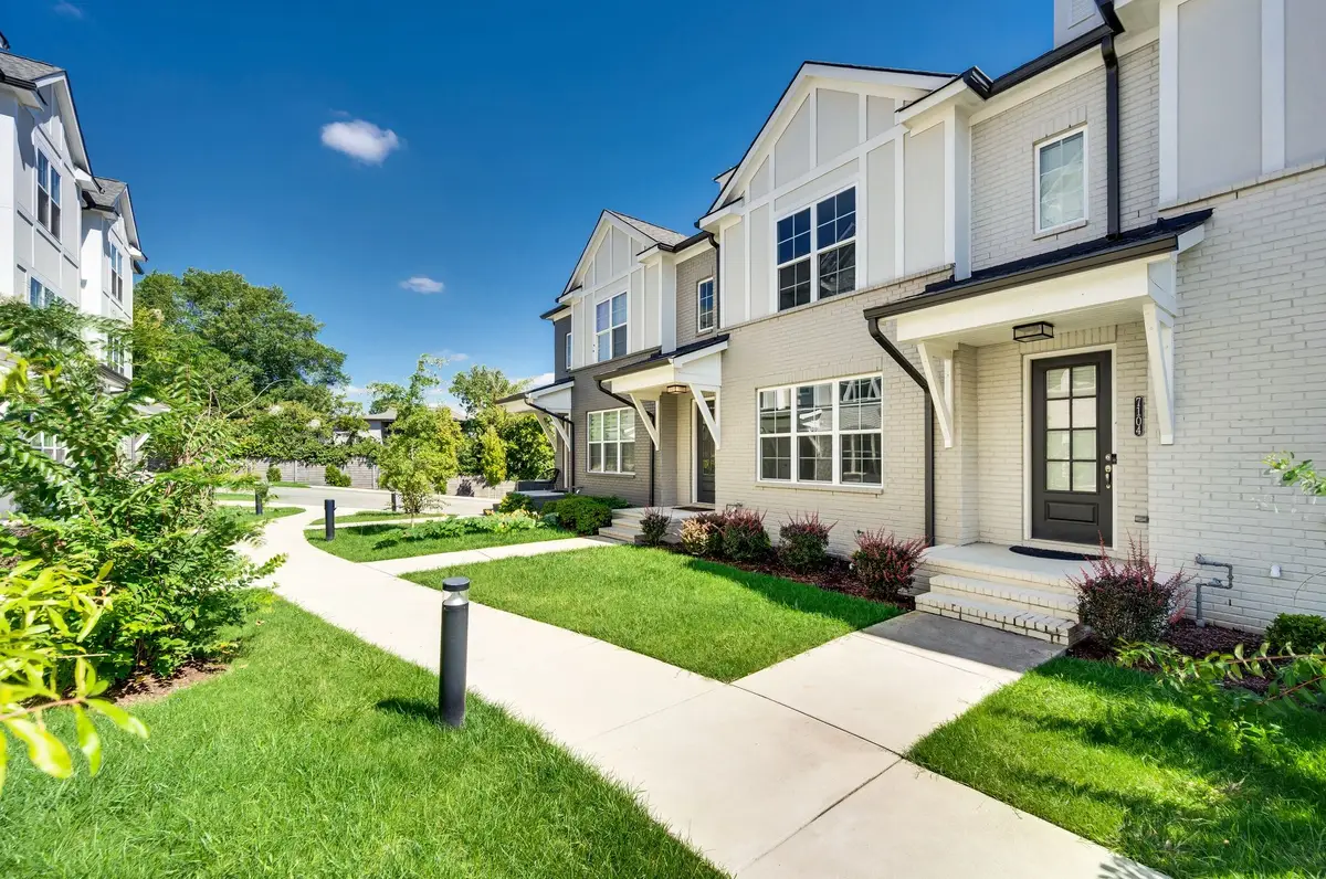 7106 Westside Cir, Nashville, TN 37205 - Image #1