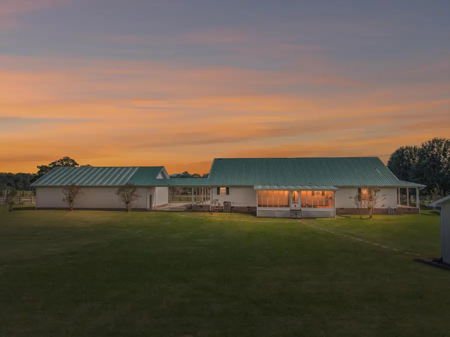 1597 Beaverdale Road Ne, Dalton, GA 30721 - Image #3