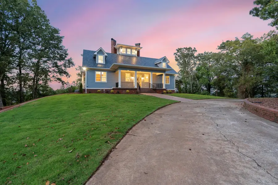 583 Bell Point Rd, Laceys Spring, AL 35754 - #2