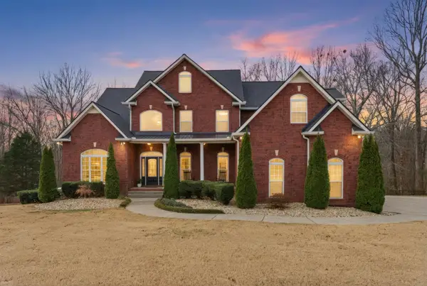 1014 Alameda Dr, Portland, TN 37148