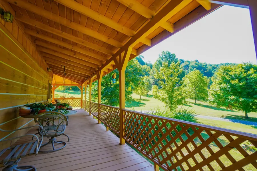 1675 Chigger Hollow Rd, Pleasant Shade, TN 37145 - Image #2