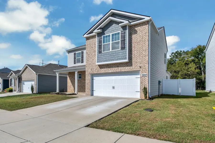 5047 Hunters Village Dr, Lebanon, TN 37087 - Image #2