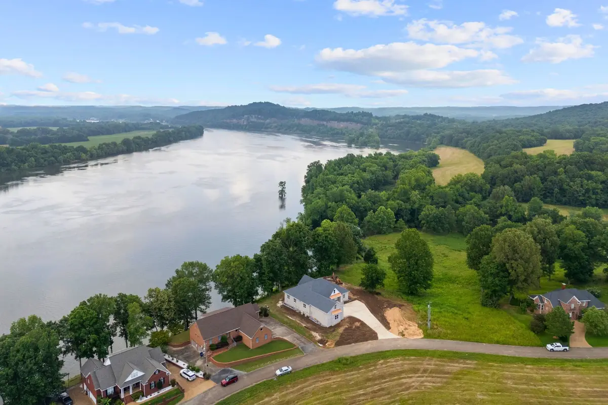 980 Skyline Drive, Clifton, TN 38425 - Image #1