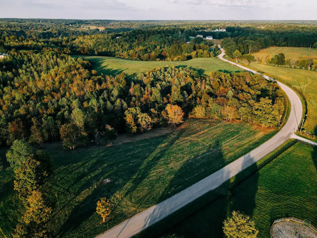 7810 W Lick Creek Rd, Primm Springs, TN 38476 - Image #1