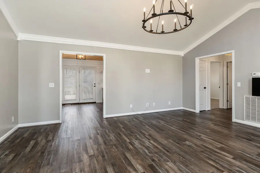 1002 Cambridge Ct, Cookeville, TN 38506 - Image #2