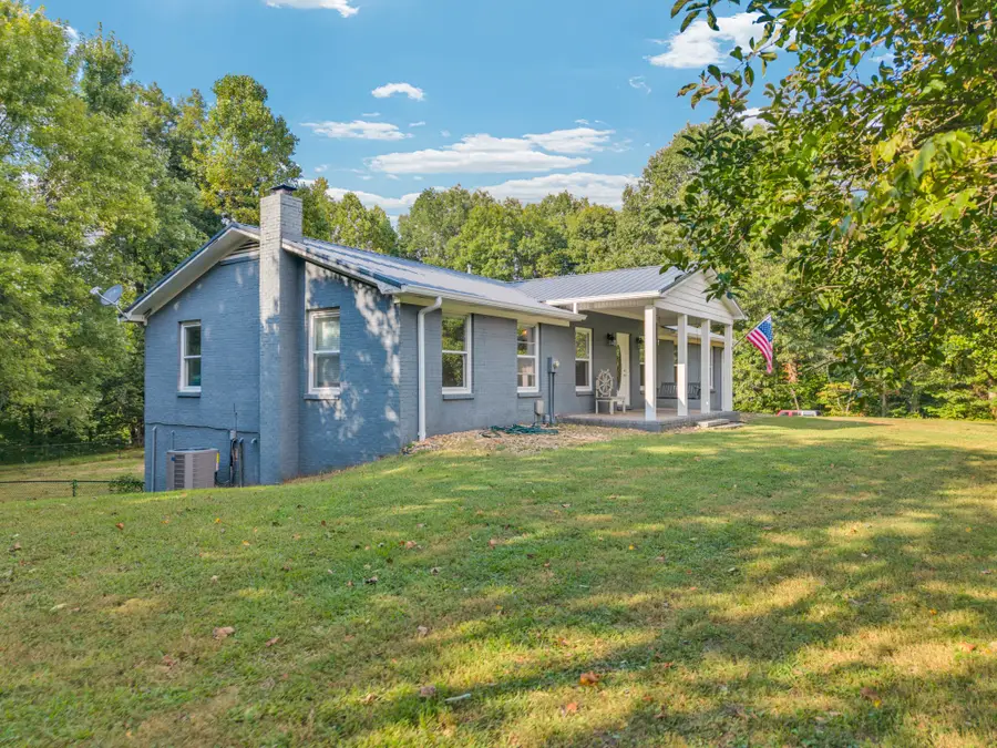 1389 Coconut Ridge Rd, Smithville, TN 37166 - Image #2