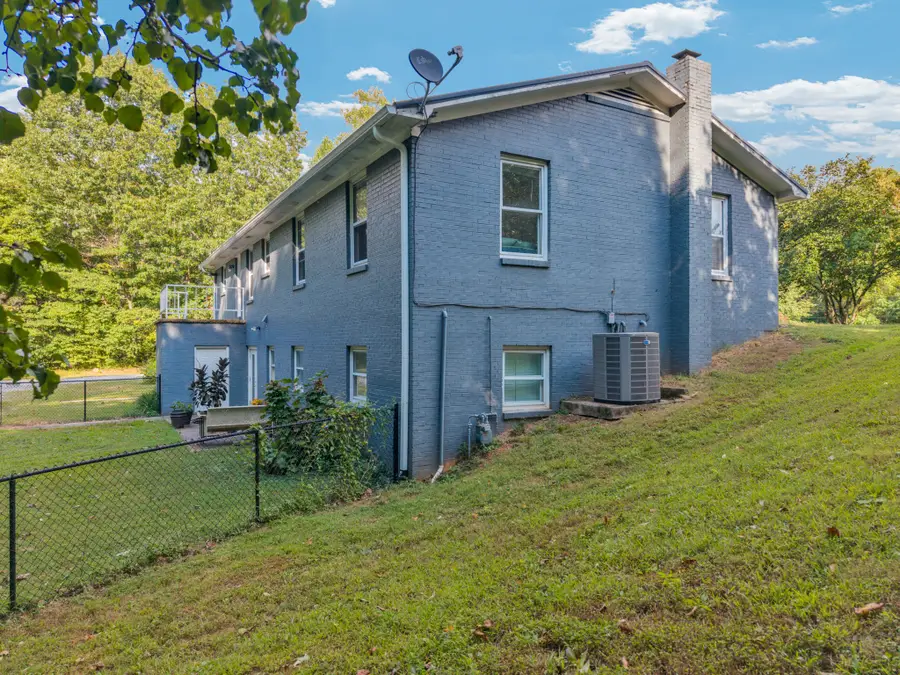 1389 Coconut Ridge Rd, Smithville, TN 37166 - Image #3