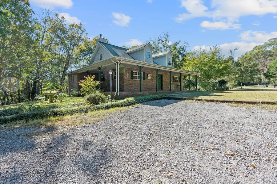 59 Grays Ln, Fayetteville, TN 37334 - Image #2