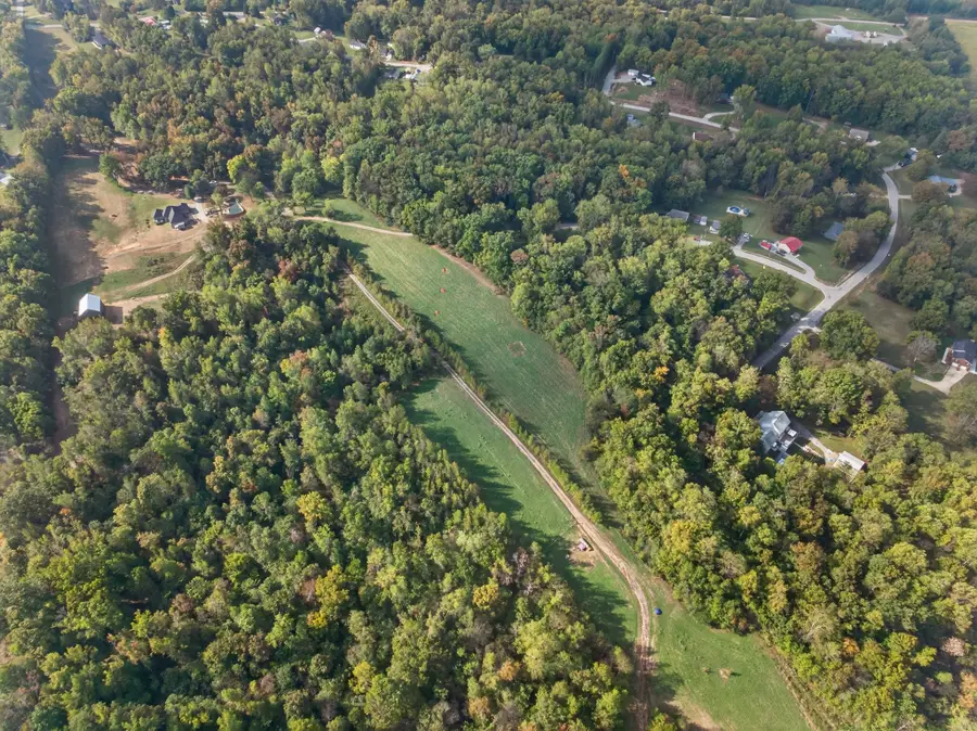 1 Hardwood Dr, Clarksville, TN 37040 - Image #2