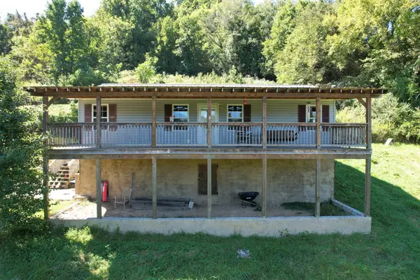 670 Cookeville Hwy, Elmwood, TN 38560