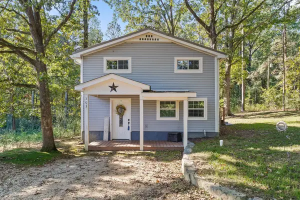 303 Nw Cherokee Trail, Dalton, GA 30721