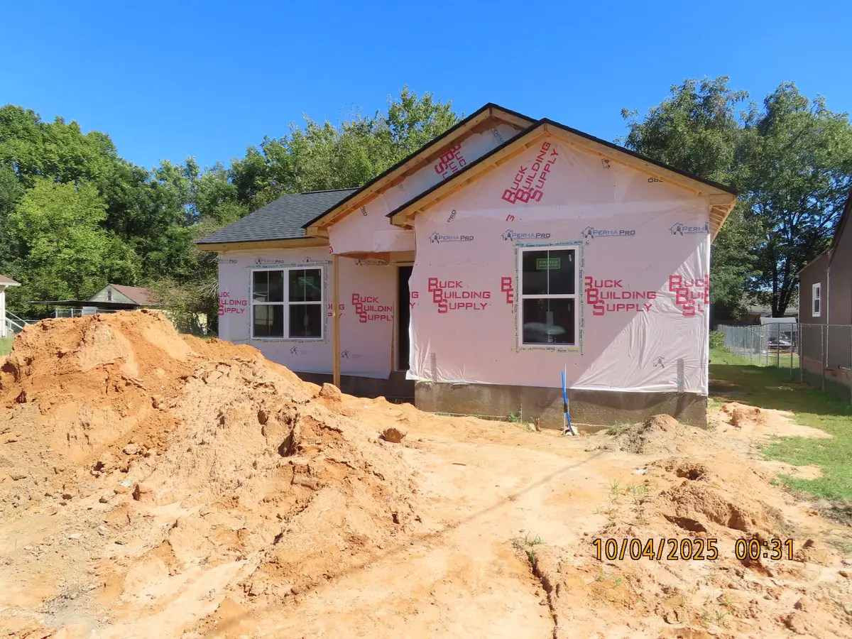 118 Peabody Ave, Jackson, TN 38301 - Image #1