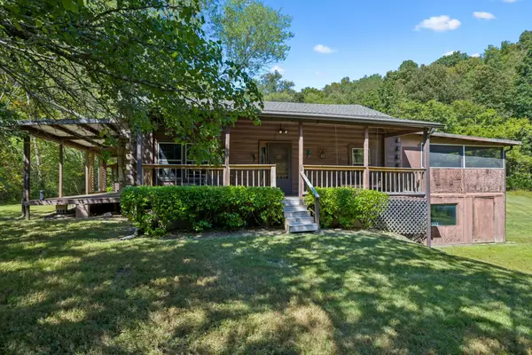 4566 Hampshire Pike, Hampshire, TN 38461