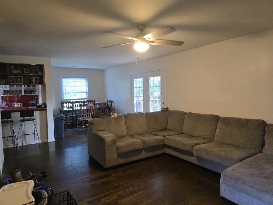 513 Parrish St, Lawrenceburg, TN 38464 - Image #3