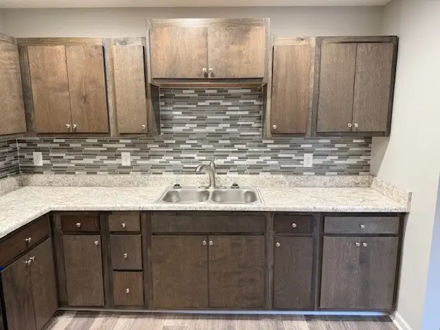 421 W Waggoner St, Tullahoma, TN 37388 - Image #3