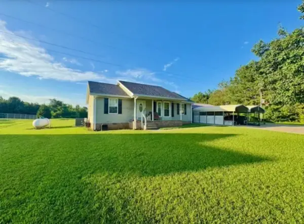 1062 Delmont Church Rd, Cadiz, KY 42211