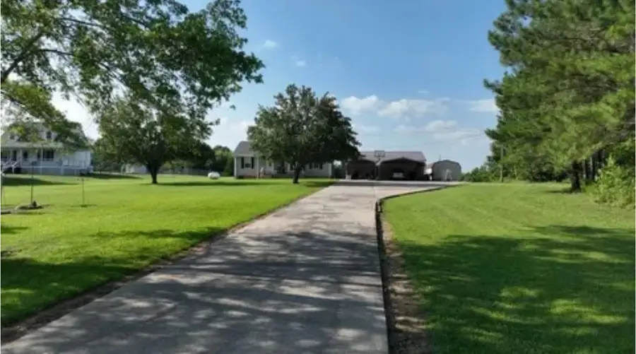 1062 Delmont Church Rd, Cadiz, KY 42211 - Image #3