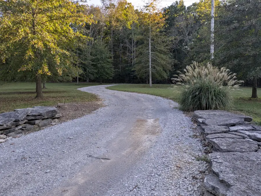 3425 Hopkins Bridge Rd, Unionville, TN 37180 - Image #3