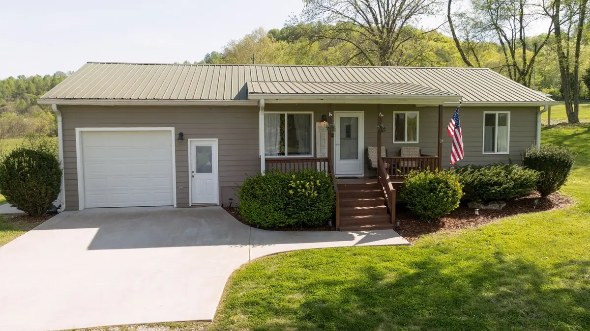 1907 Evergreen Rd, Thompsons Station, TN 37179 - Image #1