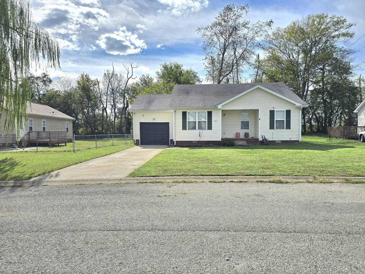 1905 Timberline Cir, Oak Grove, KY 42262 - Image #1