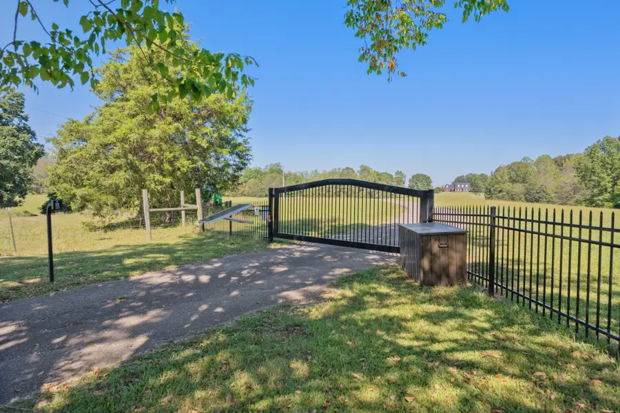 599 Dt Vise Loop, Parsons, TN 38363 - Image #3