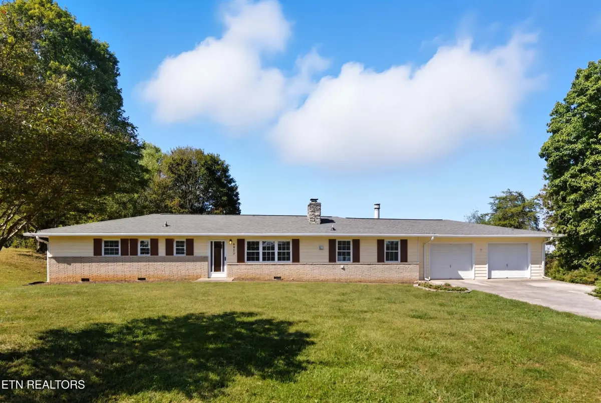 6917 Ridgeview Rd, Knoxville, TN 37918 - Image #1