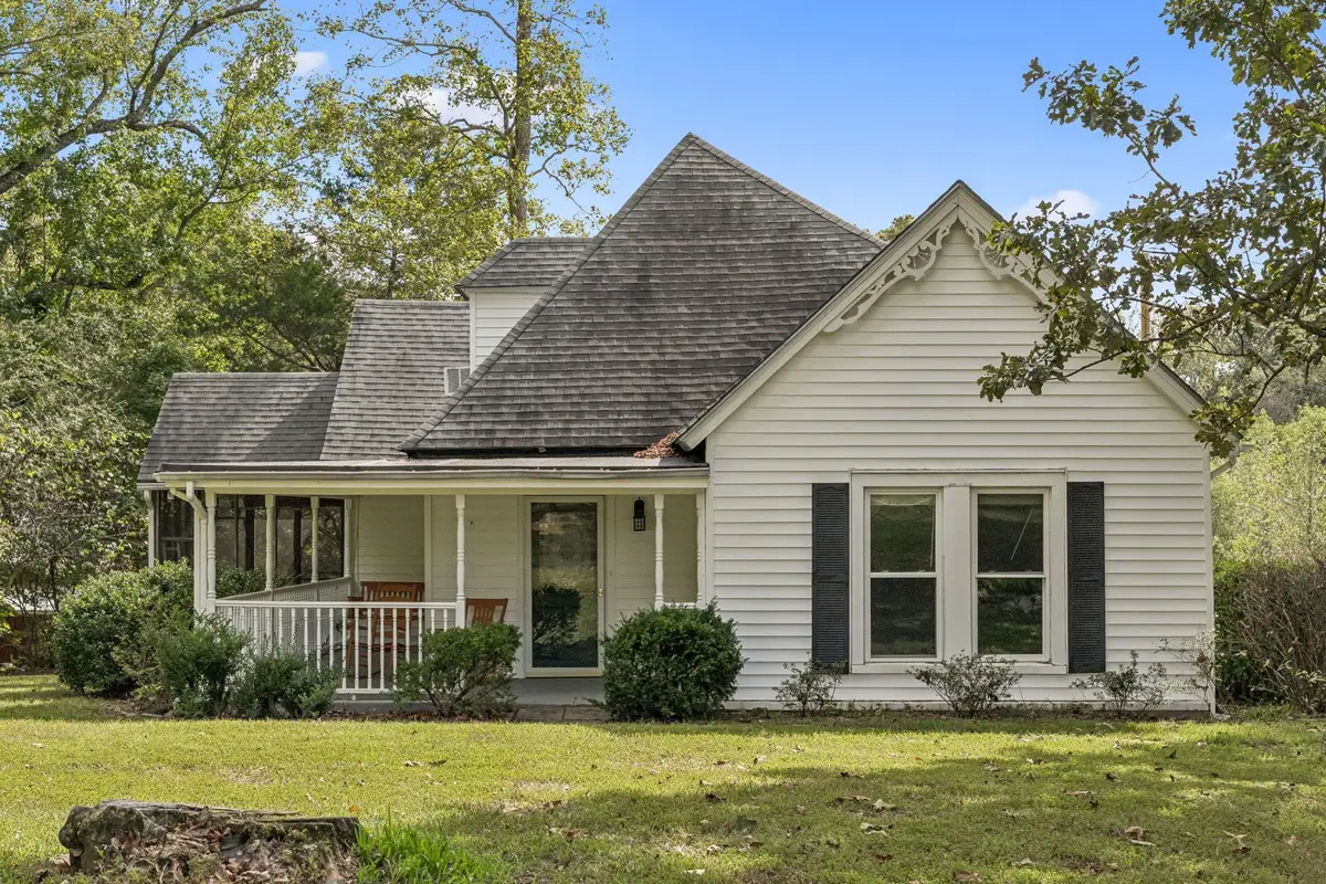 2075 Ussery Ln, Clarksville, TN 37040 - Image #1