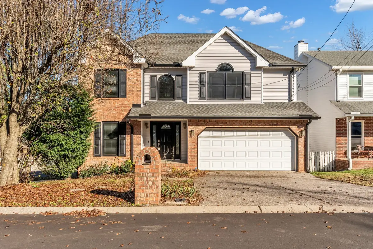 130 Breakwater N, Hendersonville, TN 37075 - Image #1