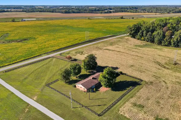 4231 Airport Rd, Springfield, TN 37172