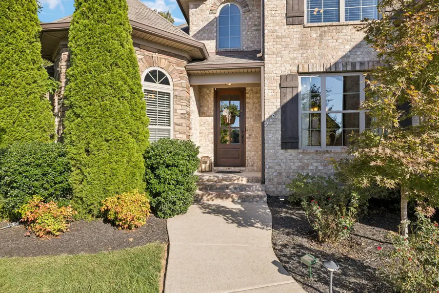 8018 Fenwick Ln, Spring Hill, TN 37174 - Image #3