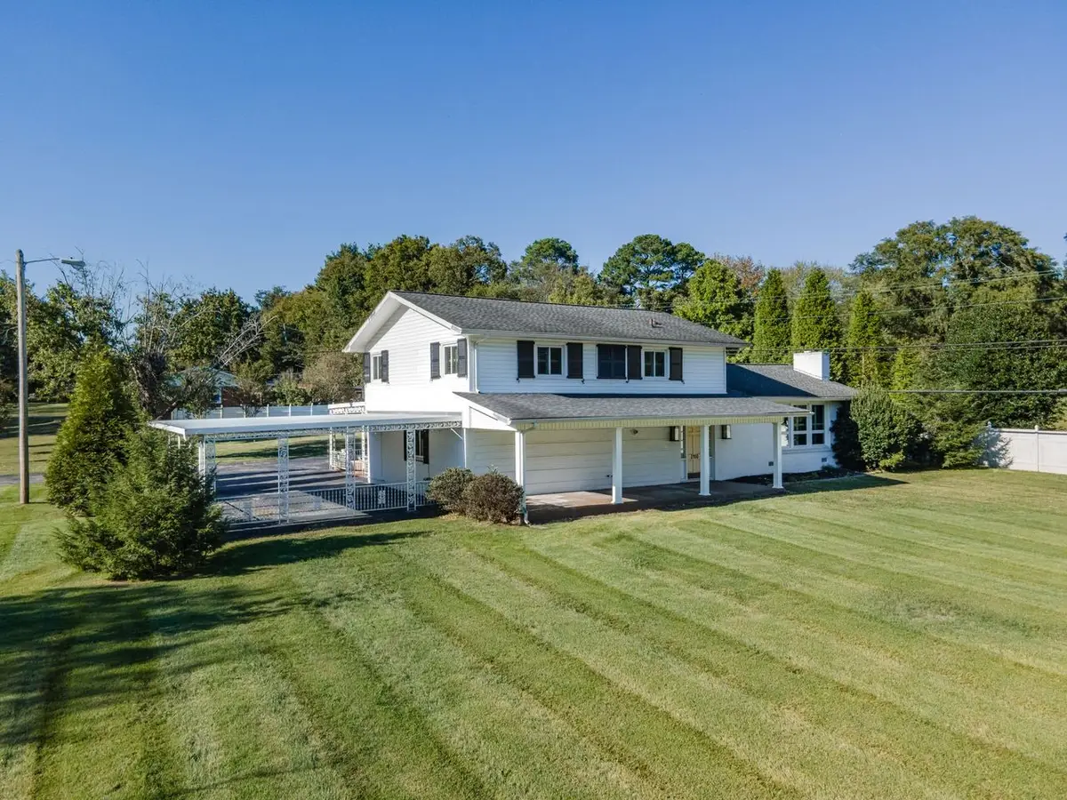 2910 Brookside Dr, Columbia, TN 38401 - Image #1